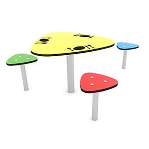 0816-Outdoor-Dining-Table-and-Chairs-Thumbnail