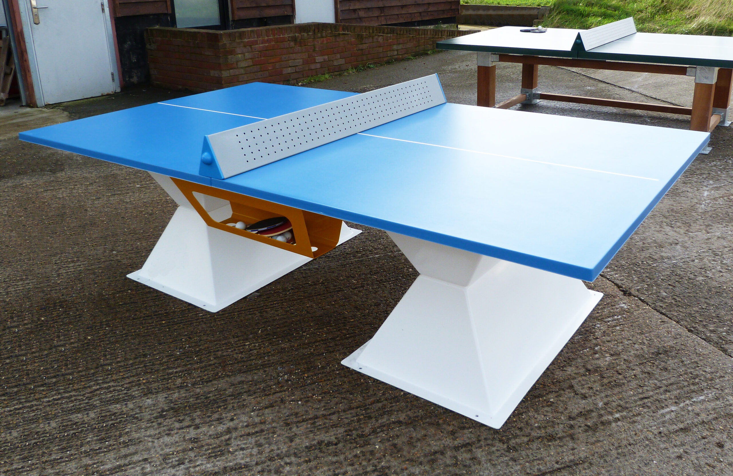 slim-diabolo-table-tennis-table-1-scaled-1.jpg