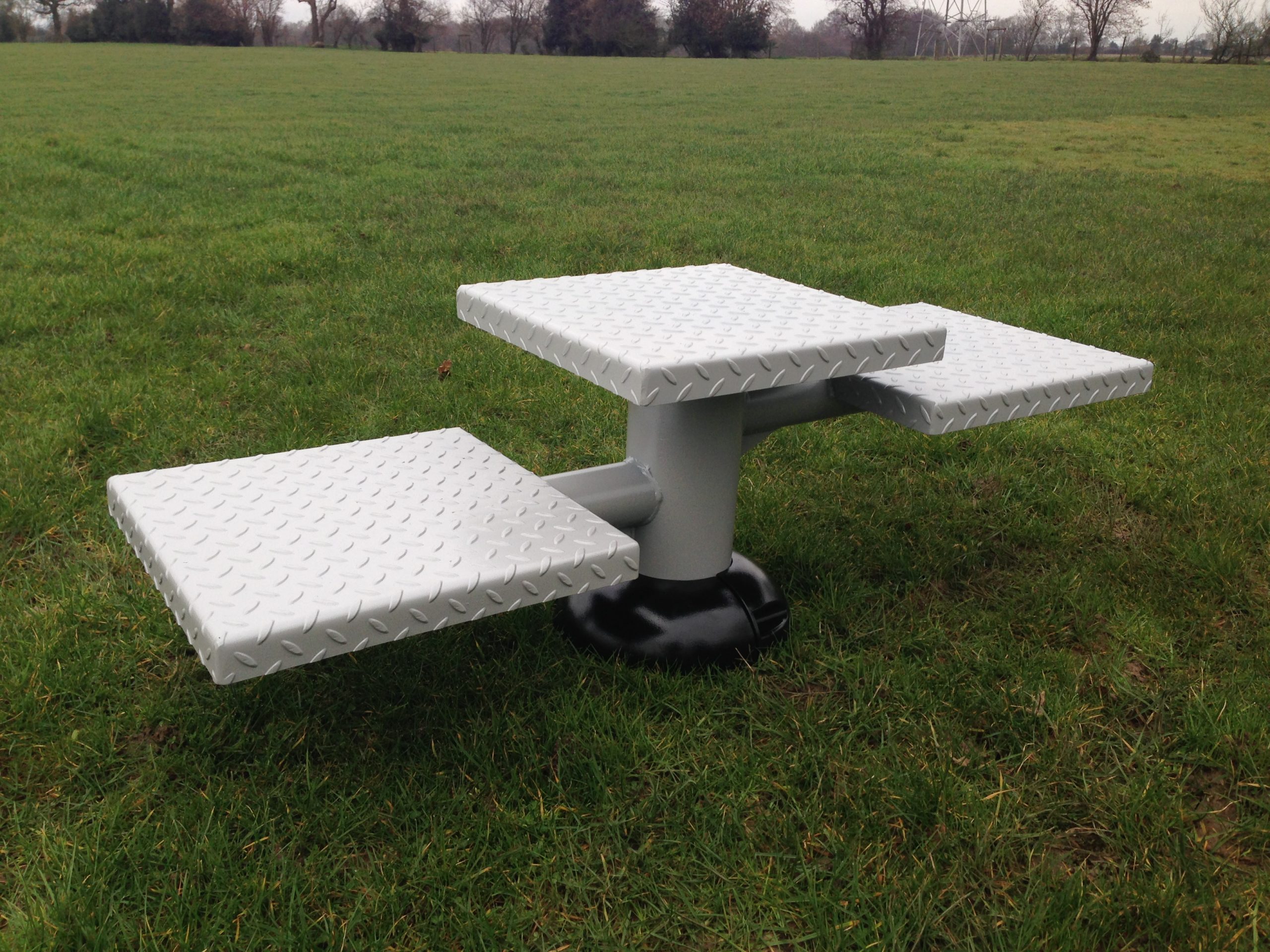 Cardio Boxes Outdoor Gym Equipment – Installed Cardio Boxes outdoor gym equipment with three step platforms installed on grass for lower body cardio training